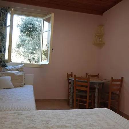 Holiday home ελαιώνας μαγκράδι